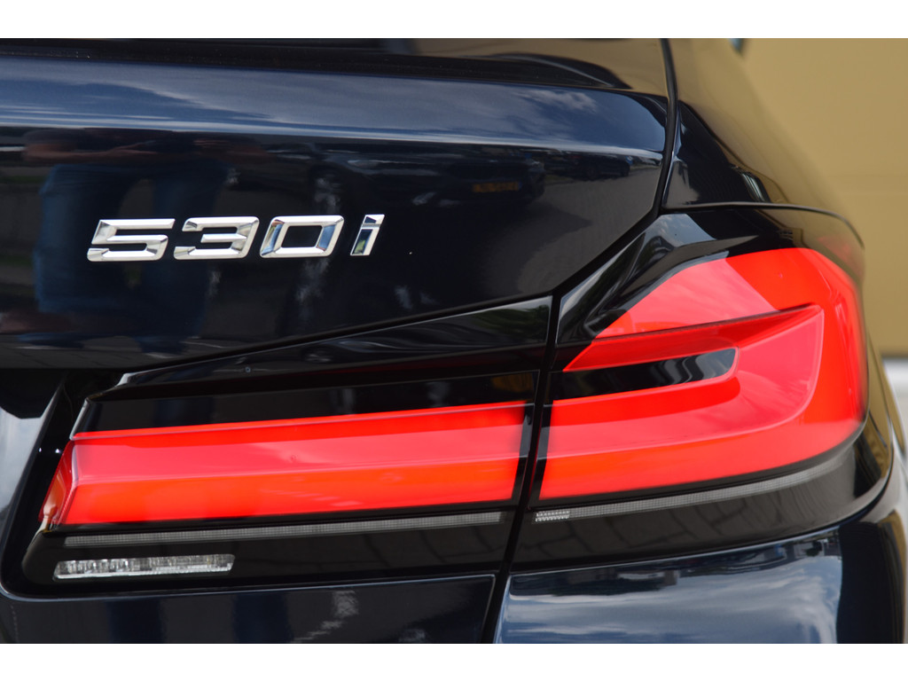 55568282-8.jpg